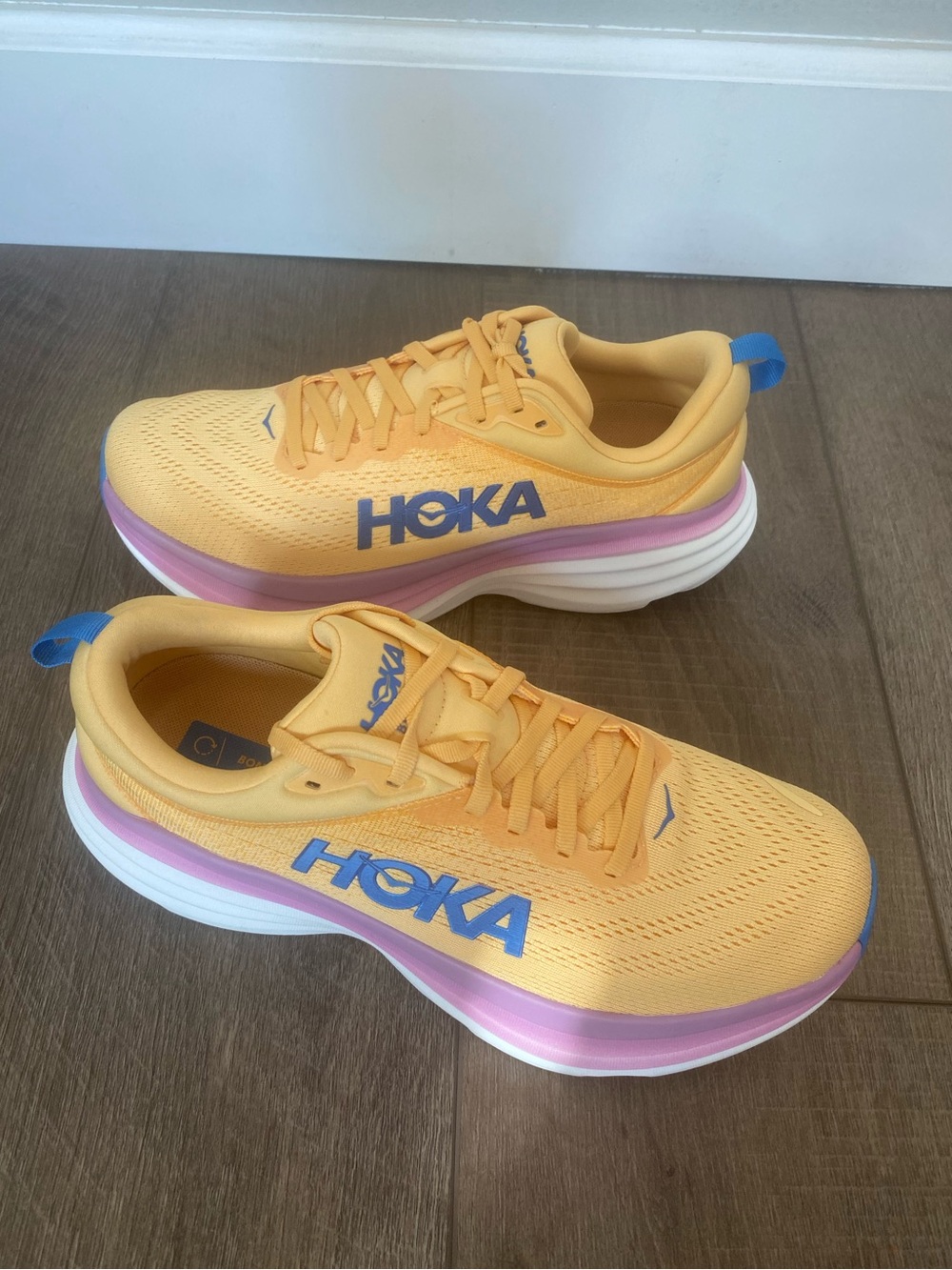 Hoka Bondi 8 Women's 9.5 Impala/Cyclamen